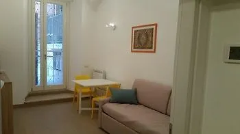La Casetta Di Ely Bed & Breakfast Rome 3*,  Италия